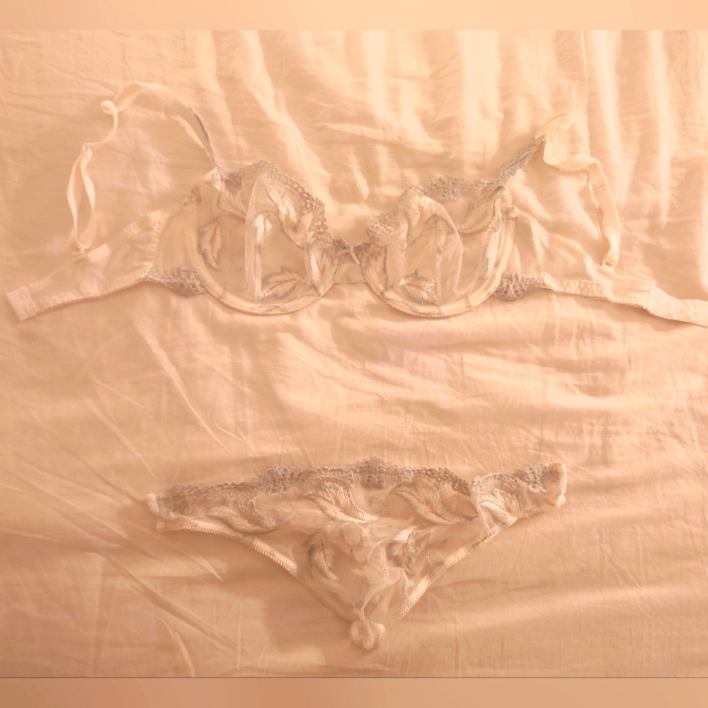 New Ivory Lace Unlined Demi Bra Truly You - Marks + Spencer free S thong Set 32D